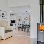 Riekje - 2-3km From The Sea By Interhome