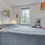 Riekje - 2-3km From The Sea By Interhome 度假居