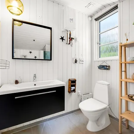 Riekje - 2-3km From The Sea By Interhome Feriehus *