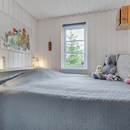 Riekje - 2-3km From The Sea By Interhome Feriehus