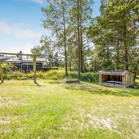 Riekje - 2-3km From The Sea By Interhome Feriehus