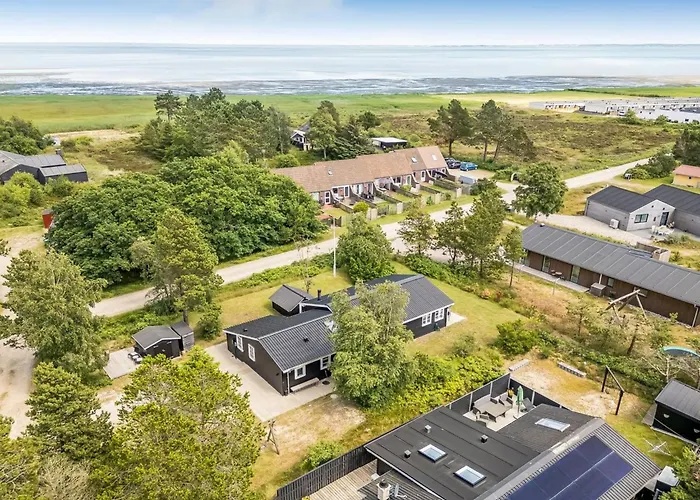 Riekje - 2-3km From The Sea By Interhome *